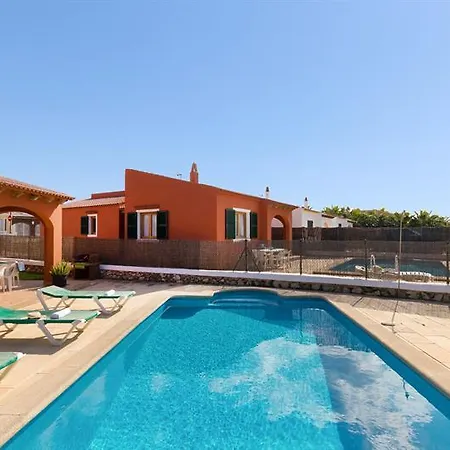 Menorca Mar 2 فيلة